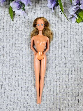 Vintage Barbie 1983 Fabulous Fur 7093 Nude